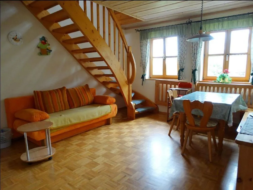 Apartament Schwarz-Hof Plossberg